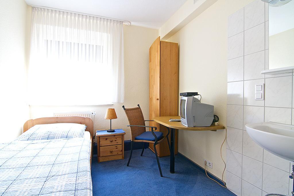 Hotel Schoenfeld BRE Pokoj fotografie